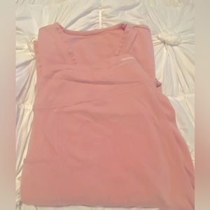 Jaanuu yoga style scrub set